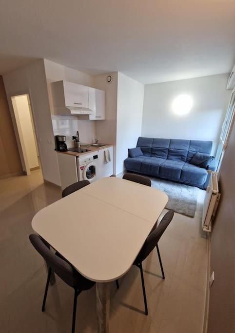 Residence Du Grand Stade Saint-Denis  Exteriér fotografie